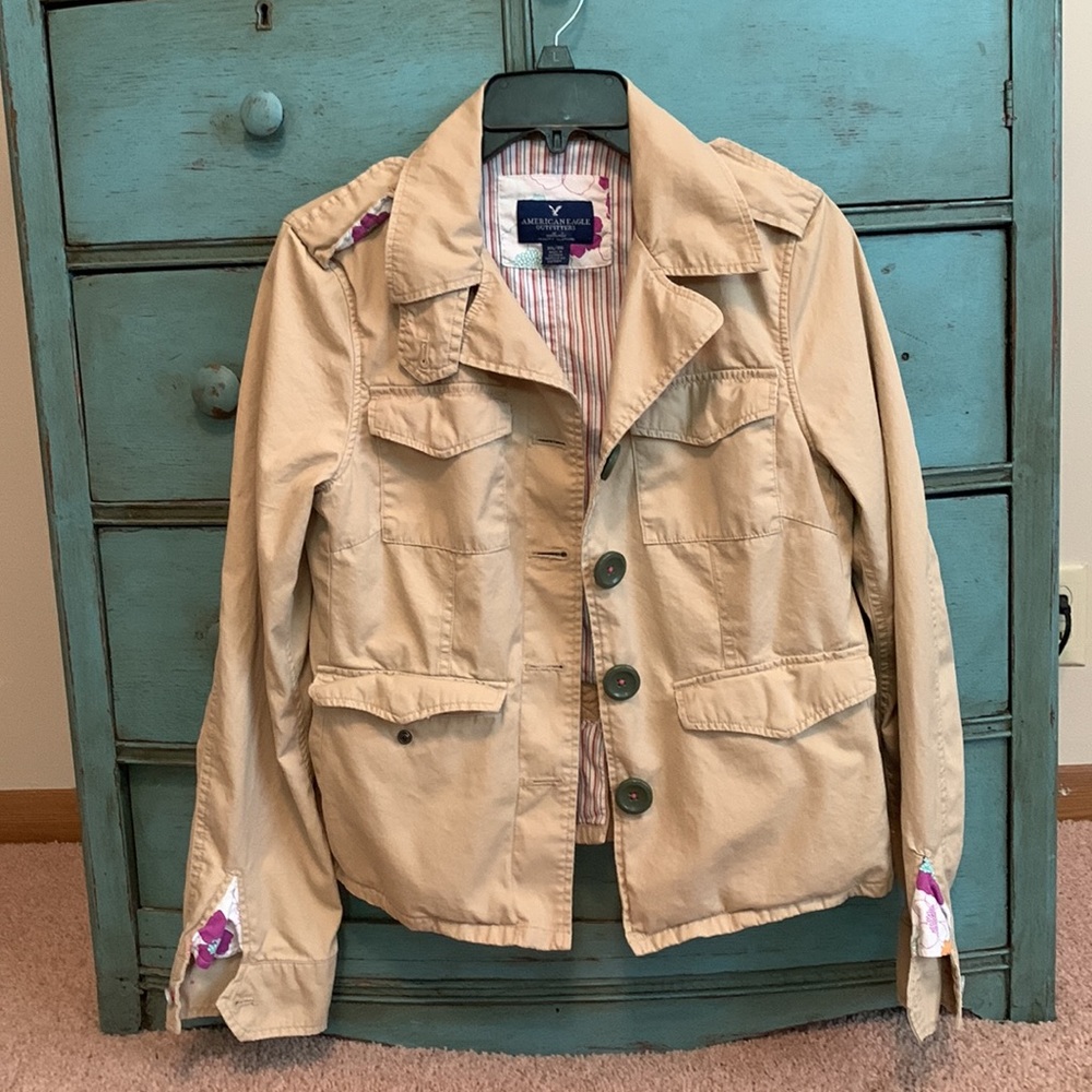 American Eagle Outfitters women’s jacket.